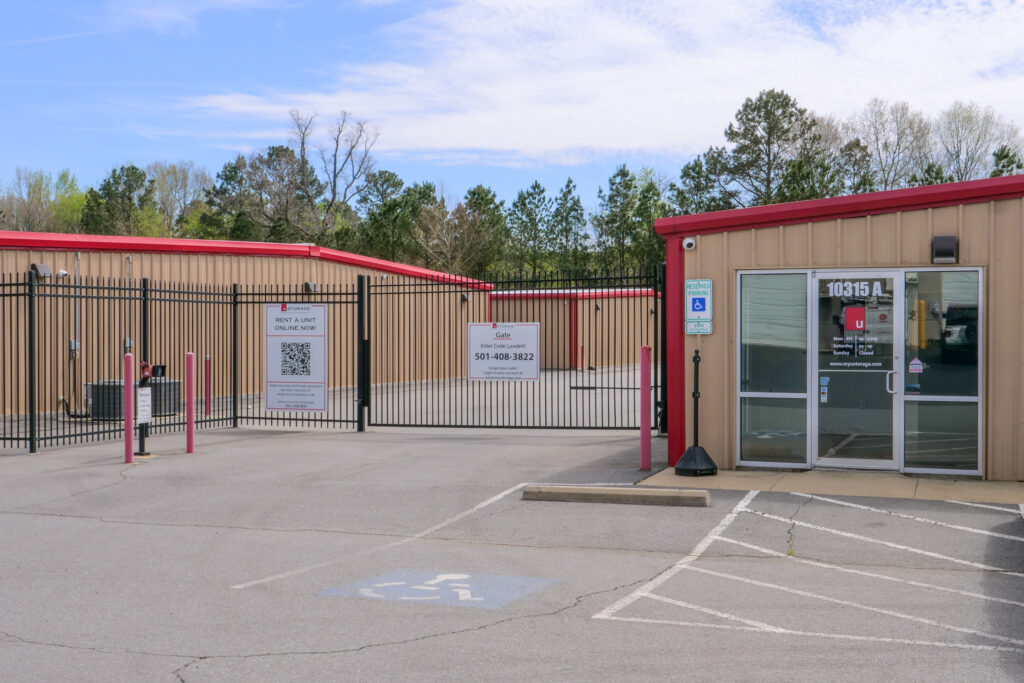 Little Rock U Storage - Colonel Glenn Rd facility in Little Rock, Arkansas